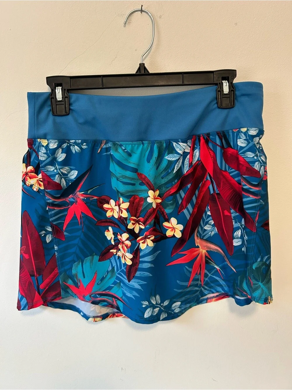 Marika Teal Blue Tropical Floral Skort with Red and Yellow Accents